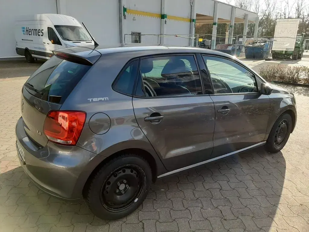 Gebraucht VW Polo Team 86 PS (63 kW) 2011 Grau Kleinwagen