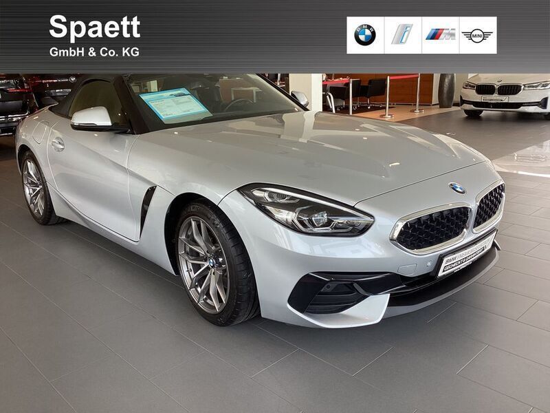 Glaciersilber Gebraucht 2019 BMW Z4 Advantage Cabrio | 30.485 € (Fairer Preis) - Bild 1/4