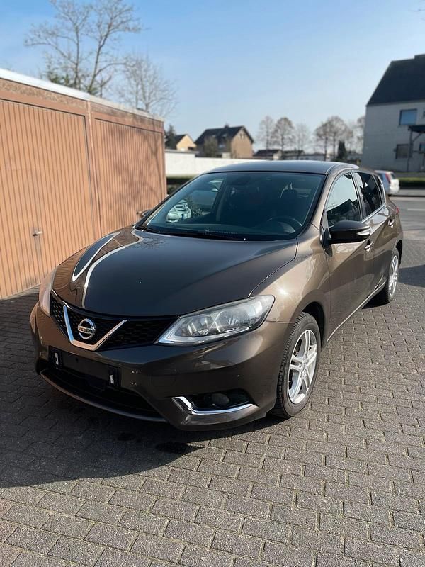 Gebraucht Nissan Pulsar 116 PS (85 kW) 2016 Braun Kleinwagen
