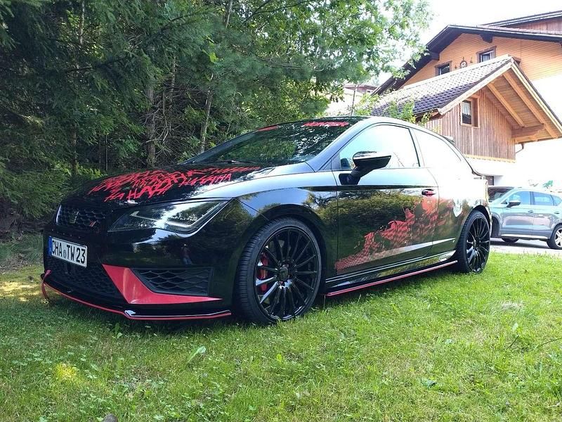 Schwarz Gebraucht 2016 Cupra Leon Limousine | 16.500 € (Guter Preis) - Bild 1/4