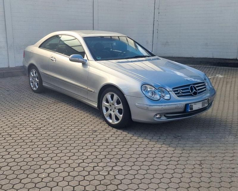 Grau Gebraucht 2004 Mercedes CLK200 Elegance Coupé | 5.450 € (Guter Preis) - Bild 1/4