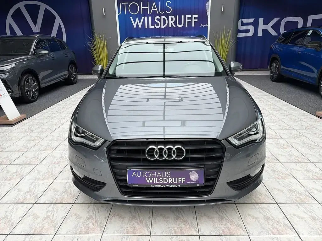 Gebraucht Audi A3 Ambition 150 PS (110 kW) 2016 Grau Limousine