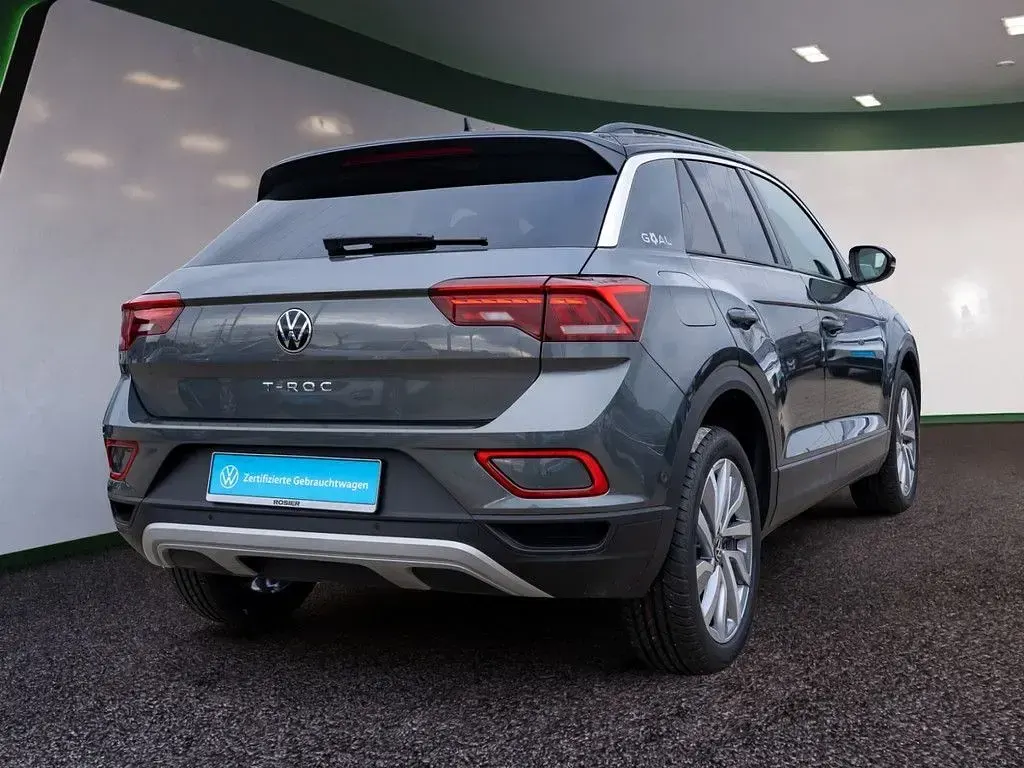 Gebraucht VW T-Roc Goal 150 PS (110 kW) 2025 Grau / indiumgrau SUV