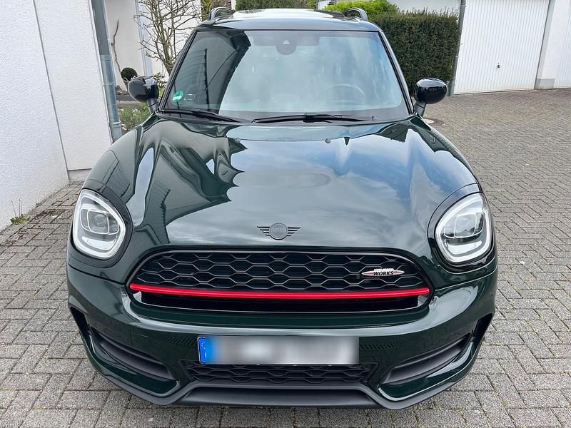 Grün Gebraucht 2021 Mini John Cooper Works Countryman SUV | 36.500 € (Fairer Preis) - Bild 1/4