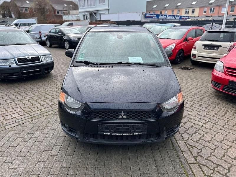 Gebraucht Mitsubishi Colt Inform 75 PS (55 kW) 2010 Schwarz Kleinwagen