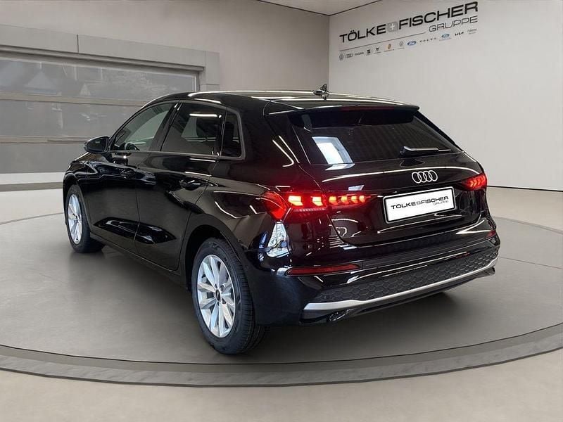Gebraucht Audi A3 150 PS (110 kW) 2026 Schwarz Limousine