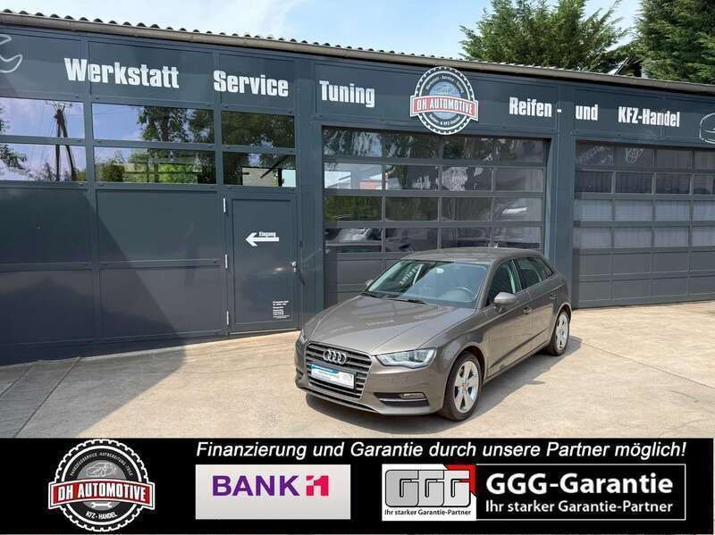 Grau Gebraucht 2015 Audi A3 Ambition Limousine | 12.199 € (Fairer Preis) - Bild 1/4