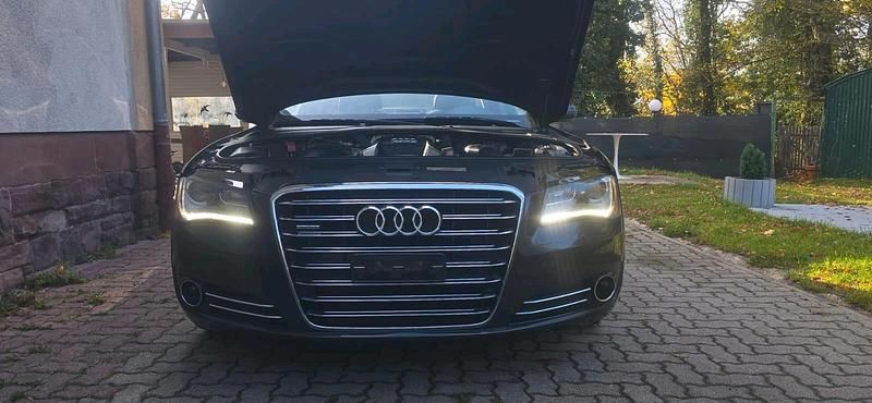Gebraucht Audi A8 Ambiente 380 PS (279 kW) 2011 Grau Limousine