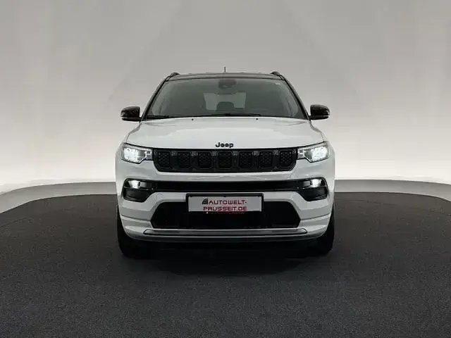 Gebraucht Jeep Compass 131 PS (96 kW) 2024 Weiß SUV