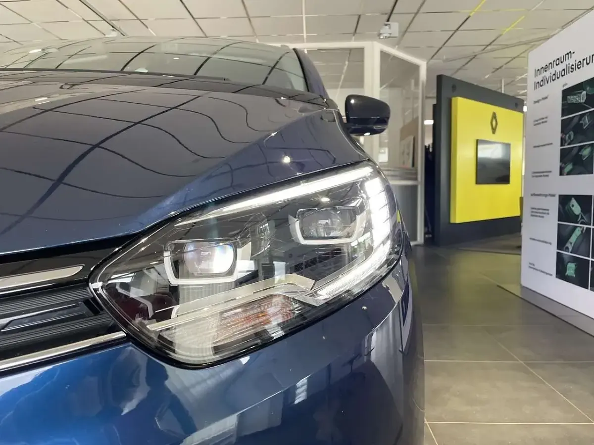 Gebraucht Renault Grand Scénic IV Equilibre 140 PS (102 kW) 2022 Blau Van / Kleinbus