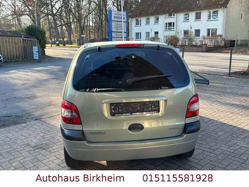 Gebraucht Renault Scénic Authentique 107 PS (78 kW) 2002 Braun Van / Kleinbus