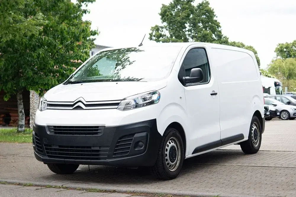 Gebraucht Citroën Jumpy 179 PS (131 kW) 2020 Weiß Van / Kleinbus