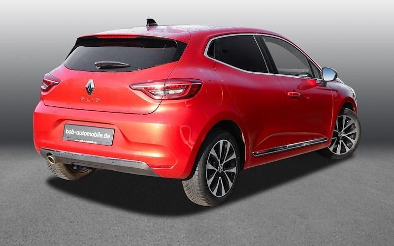 Gebraucht Renault Clio V Techno 91 PS (66 kW) 2023 Rot Limousine