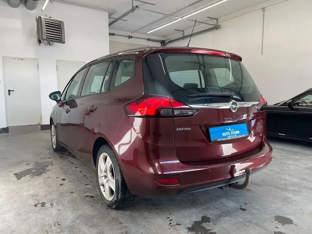 Gebraucht Opel Zafira Business Edition 135 PS (99 kW) 2018 Braun Van / Kleinbus