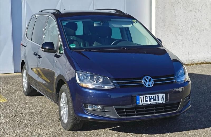 Gebraucht VW Sharan Match 140 PS (102 kW) 2012 Blau Van / Kleinbus