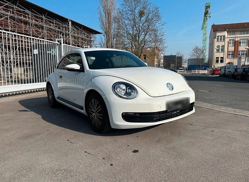 Usata VW Beetle 77 CV (56 kW) 2014 Bianco Utilitaria