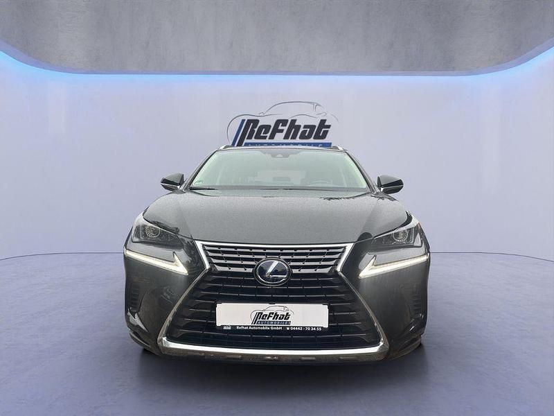Gebraucht Lexus NX300h 155 PS (114 kW) 2020 Schwarz SUV