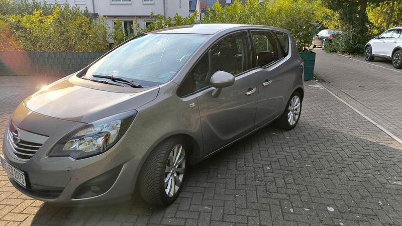 Gebraucht 2011 Opel Meriva Selection Van / Kleinbus | 3.700 € (Guter Preis) - Bild 1/4