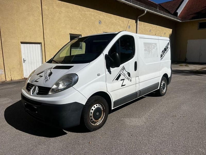 Weiß Gebraucht 2008 Renault Trafic Van | 2.700 € - Bild 1/4