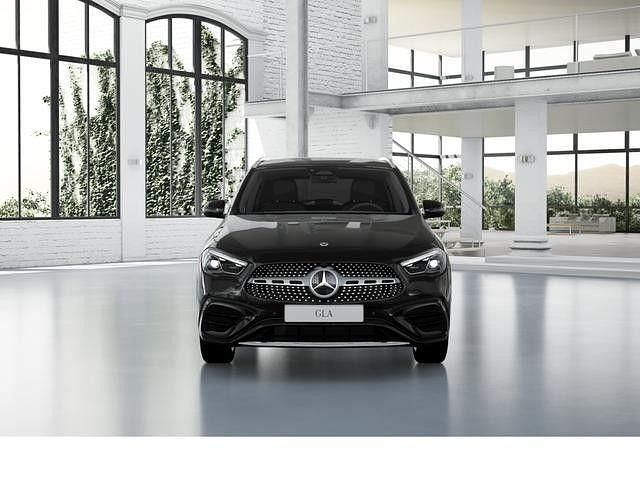 Schwarz Gebraucht 2024 Mercedes GLA200 AMG SUV | 39.900 € (Fairer Preis) - Bild 1/4