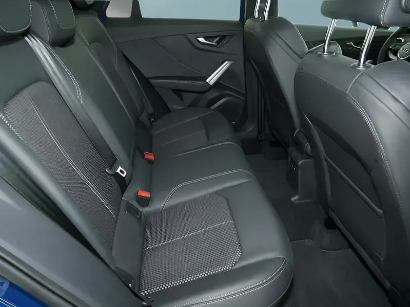 Gebraucht Audi SQ2 300 PS (220 kW) 2025 Blau SUV