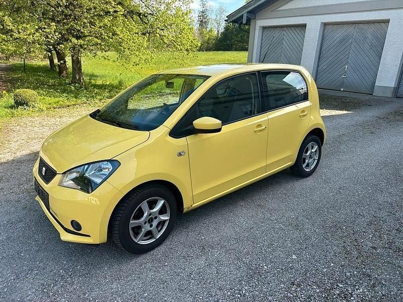 Second-hand Seat Mii Style 60 CP (44 kW) 2013 Galben Hatchback