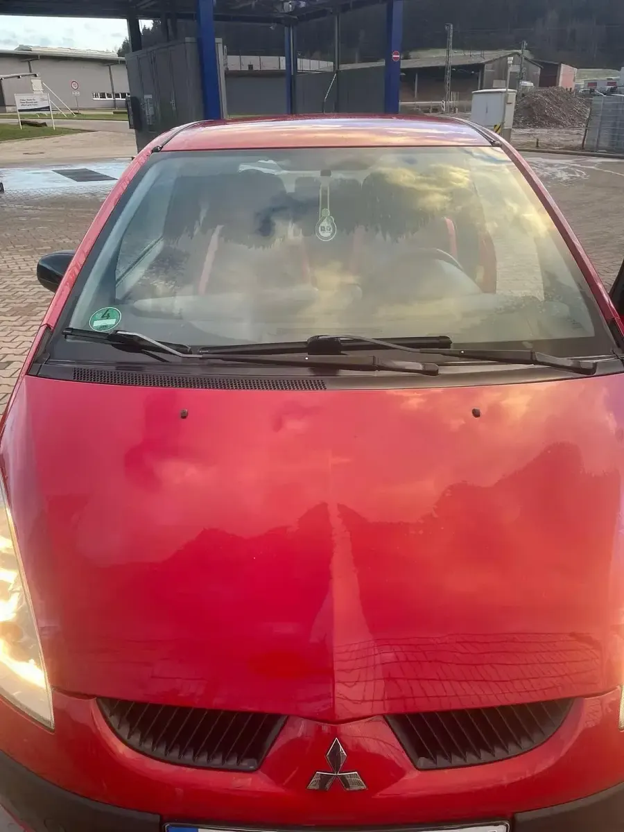 Gebraucht Mitsubishi Colt 72 PS (52 kW) 2008 Rot Kleinwagen