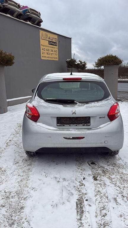 Gebraucht Peugeot 208 Active 68 PS (50 kW) 2014 Grau Kleinwagen