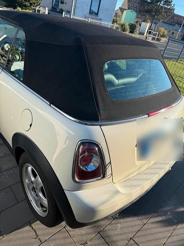 Second-hand Mini Cooper Cabriolet 102 CP (75 kW) 2013 Bej Cabrio