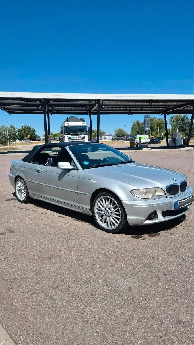 Gebraucht BMW 320 Cabriolet 150 PS (110 kW) 2006 Grau Cabrio