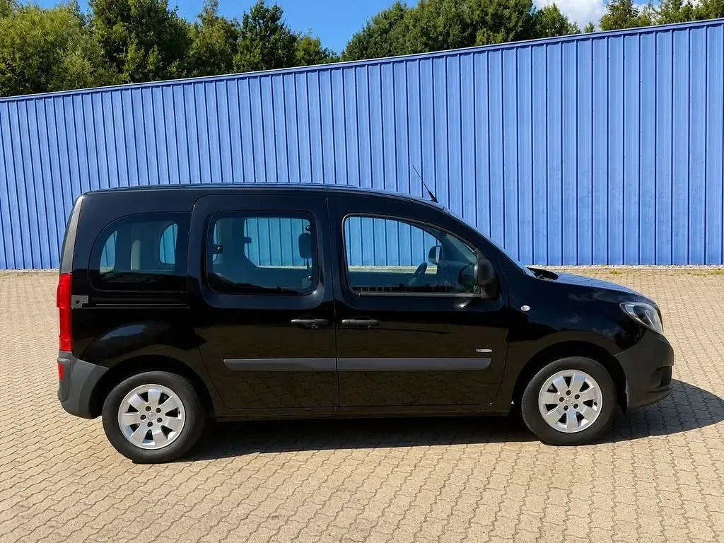 Gebraucht Mercedes Citan 111 110 PS (80 kW) 2017 Schwarz Van / Kleinbus