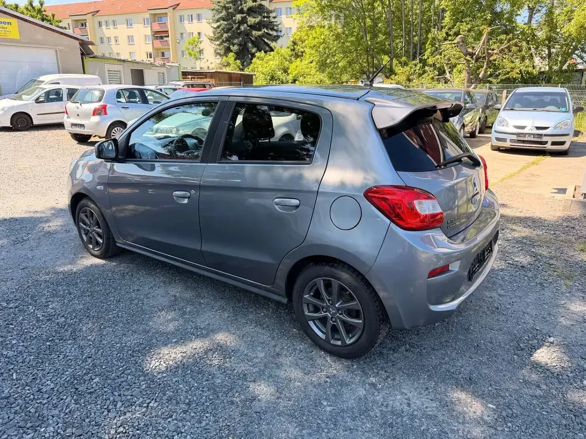 Gebraucht Mitsubishi Space Star Edition+ 80 PS (58 kW) 2018 Grau Kleinwagen