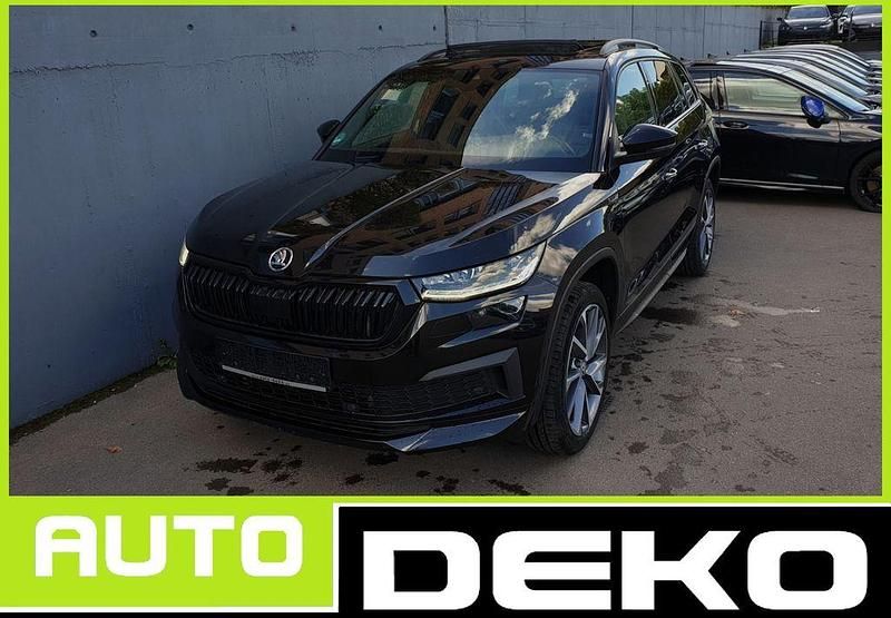 Schwarzmagic perleffekt Gebraucht 2022 Skoda Kodiaq SportLine SUV | 33.870 € (Etwas zu teuer) - Bild 1/4