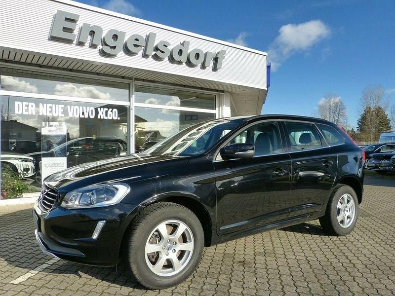 Gebraucht Volvo XC60 Summum 163 PS (119 kW) 2011 Schwarz SUV