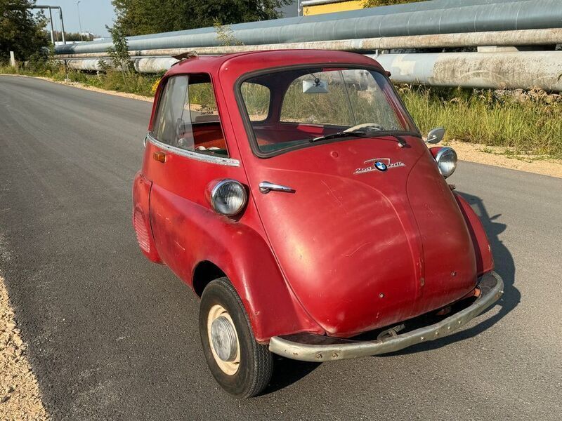 Braun Gebraucht 1957 BMW Isetta 250 Coupé | 9.990 € - Bild 1/4
