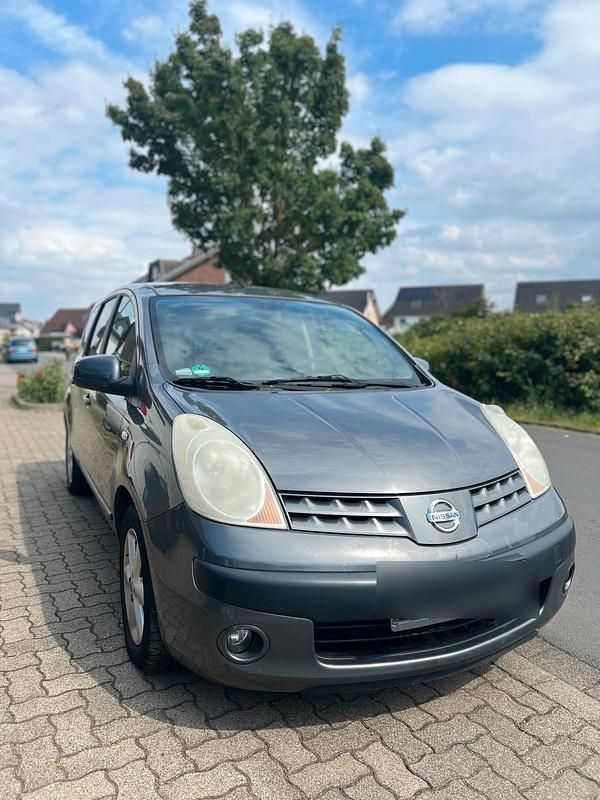 Silber Gebraucht 2006 Nissan Note Van / Kleinbus | 1.100 € (Guter Preis) - Bild 1/4