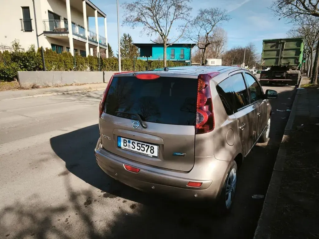 Gebraucht Nissan Note I-Way 90 PS (66 kW) 2013 Beige Kleinwagen