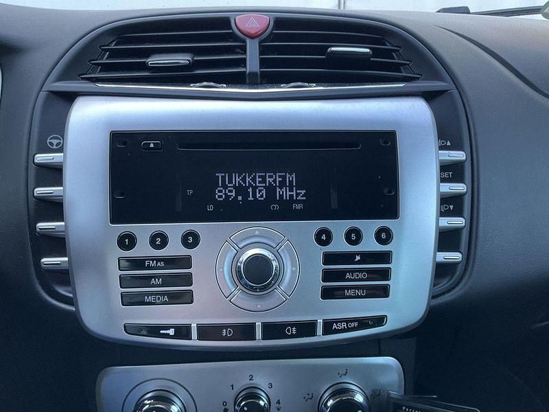 Gebraucht Lancia Delta Silver 105 PS (77 kW) 2012 Schwarz Kleinwagen