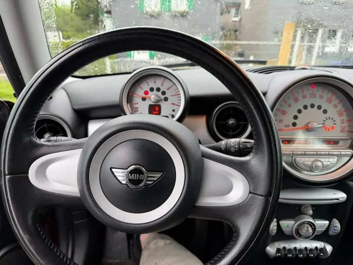Gebraucht Mini Clubman 120 PS (88 kW) 2010 Rot Kombi