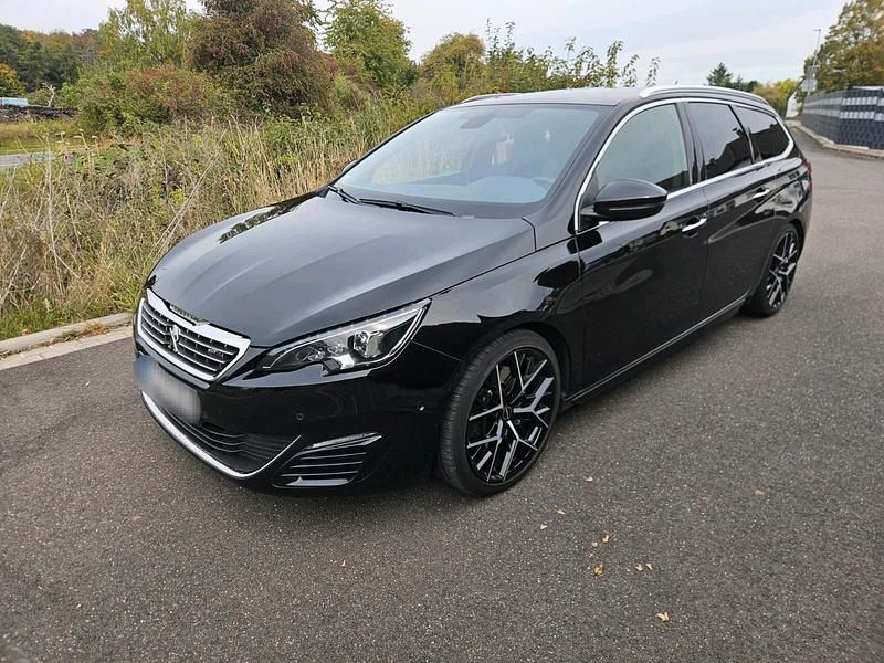 Schwarz Gebraucht 2015 Peugeot 308 GT Kombi | 11.150 € (Etwas zu teuer) - Bild 1/4