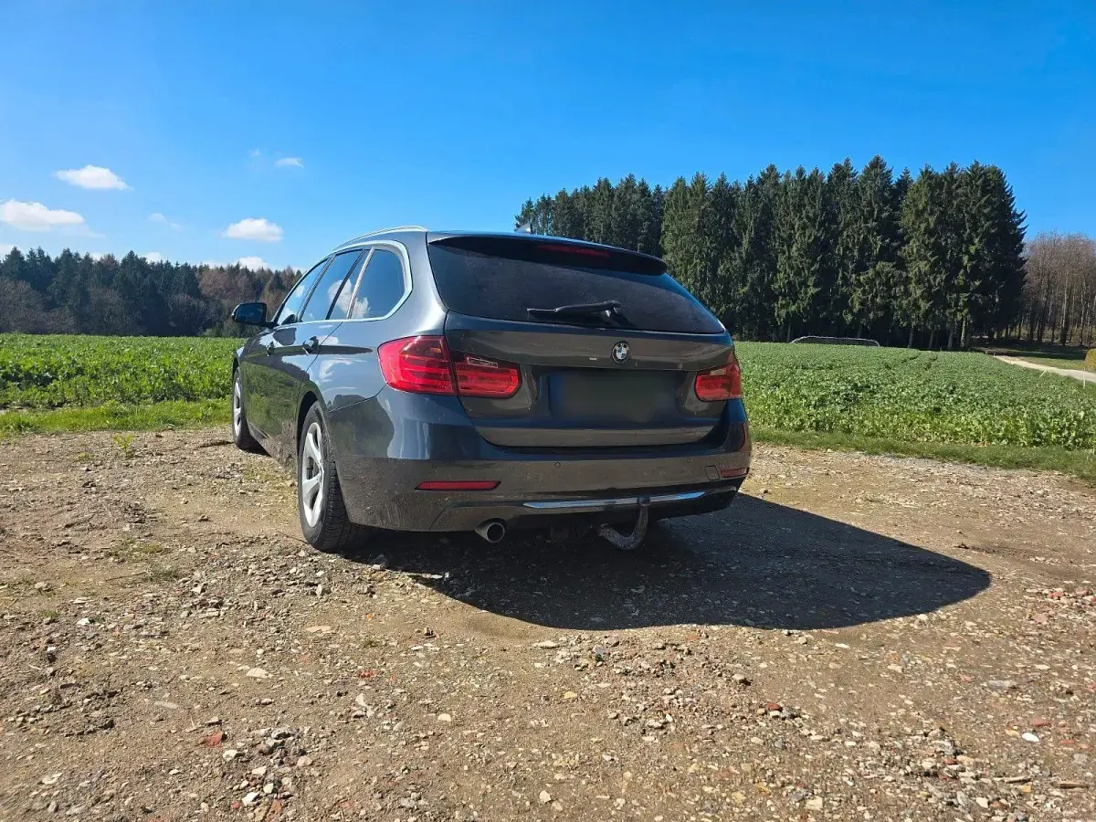 Gebraucht BMW 320 Efficient Dynamics 163 PS (119 kW) 2015 Grau Kombi