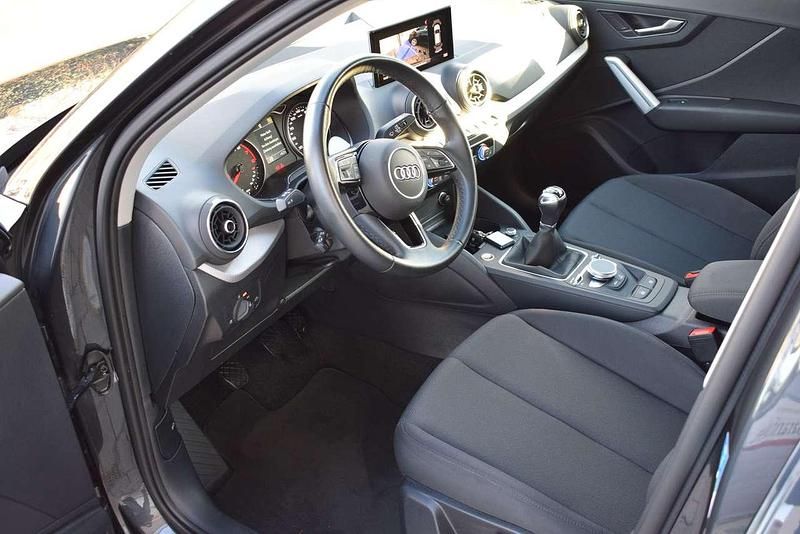 Gebraucht Audi Q2 110 PS (80 kW) 2022 Manhattangrau metallic SUV