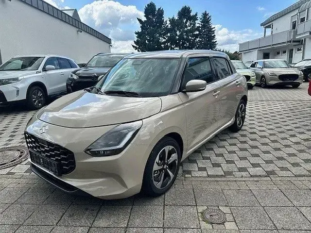 Neu Suzuki Swift Comfort+ 82 PS (60 kW) 2026 Beige Kleinwagen