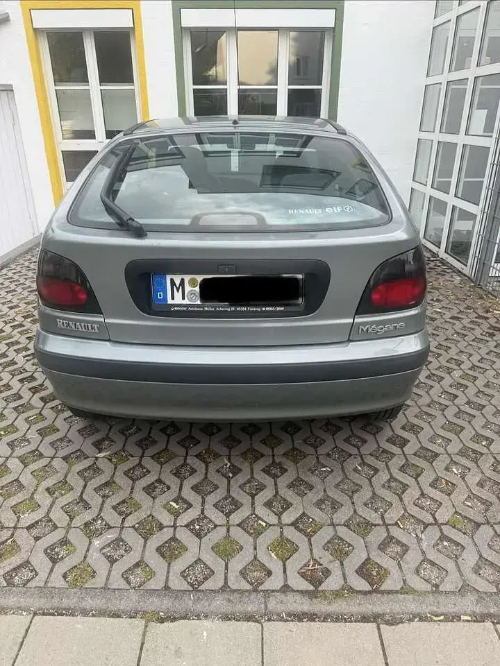 Gebraucht Renault Mégane 75 PS (55 kW) 1998 Limousine