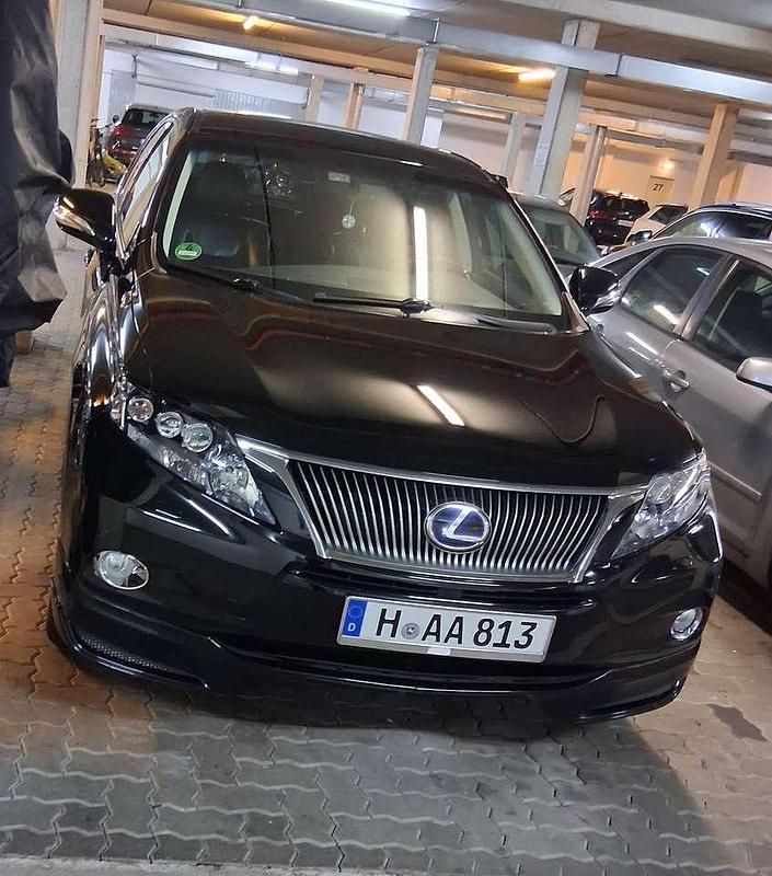 Schwarz Gebraucht 2010 Lexus RX450h Executive Line SUV | 15.400 € (Fairer Preis) - Bild 1/4