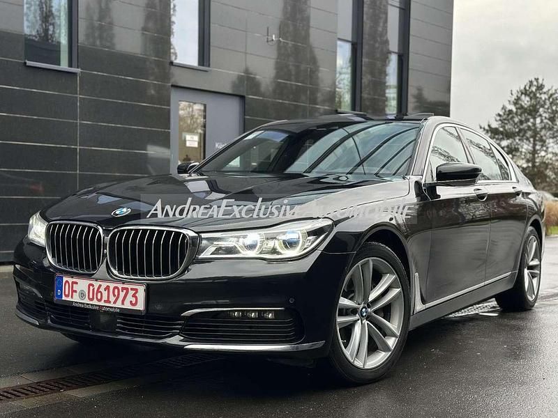 Second-hand BMW 730 Performance 265 CP (194 kW) 2017 Negru Berlinǎ