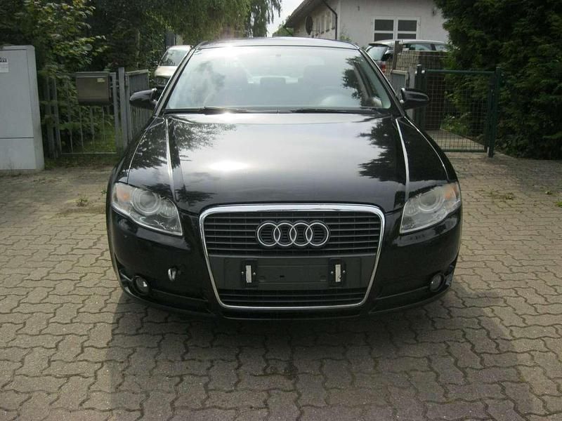 Gebraucht Audi A4 131 PS (96 kW) 2008 Schwarz Limousine