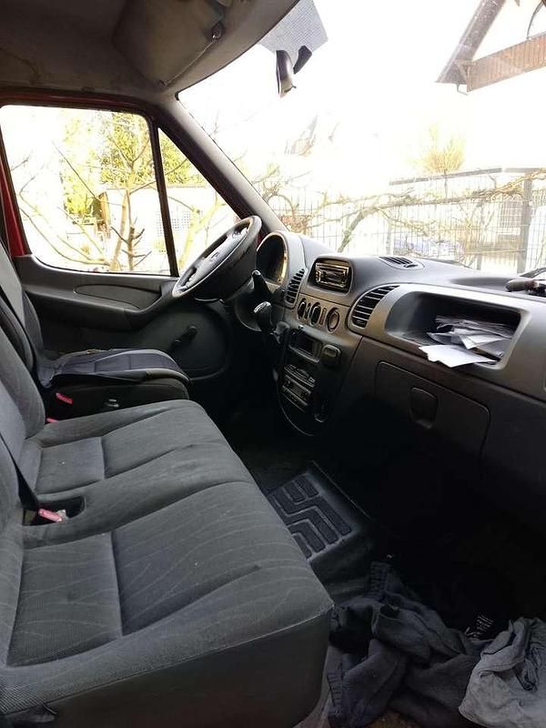 Gebraucht Mercedes Sprinter 129 PS (94 kW) 2001 Rot Van