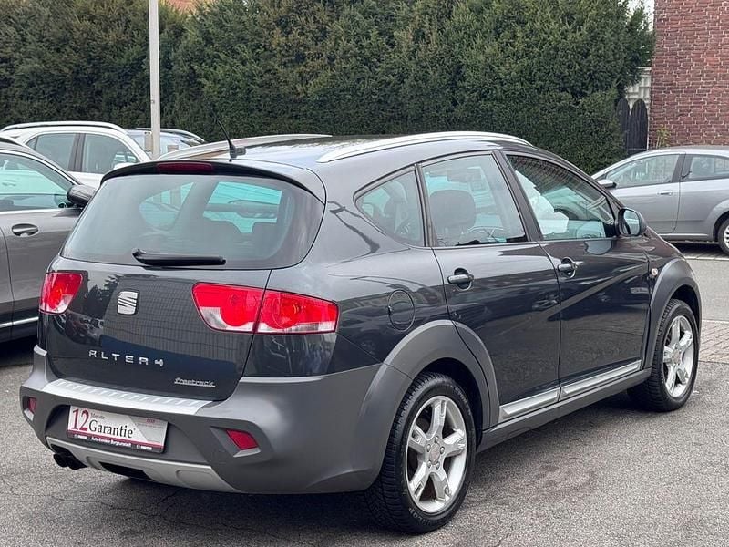 Gebraucht Seat Altea 211 PS (155 kW) 2011 Grau SUV