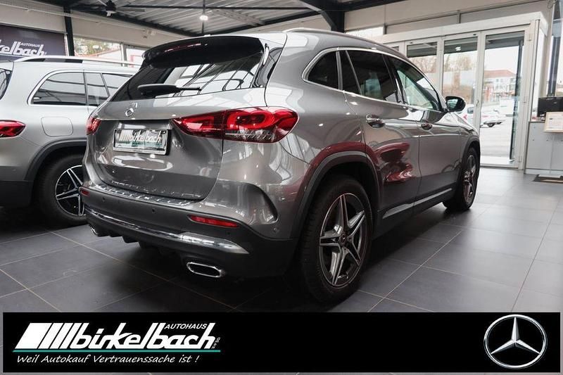 Gebraucht Mercedes GLA250 AMG 224 PS (164 kW) 2021 Grau SUV